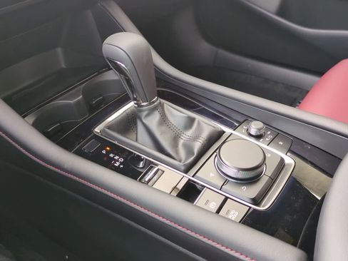 New 2026 MAZDA MAZDA3 Carbon image 31