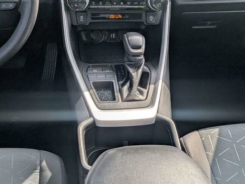 Used 2024 Toyota RAV4 XLE FWD image 19