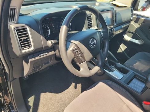 Certified 2023 Nissan Frontier SV RWD image 12