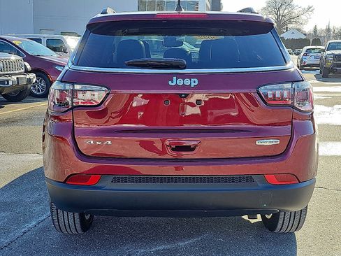 Used 2022 Jeep Compass Latitude w/ Sun and Sound Group image 5