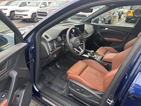 Used 2024 Audi Q5 2.0T Premium image 9