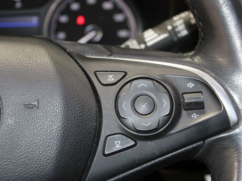 Used 2020 Buick Enclave Essence FWD image 14