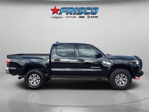 Used 2018 Toyota Tacoma SR5 image 11
