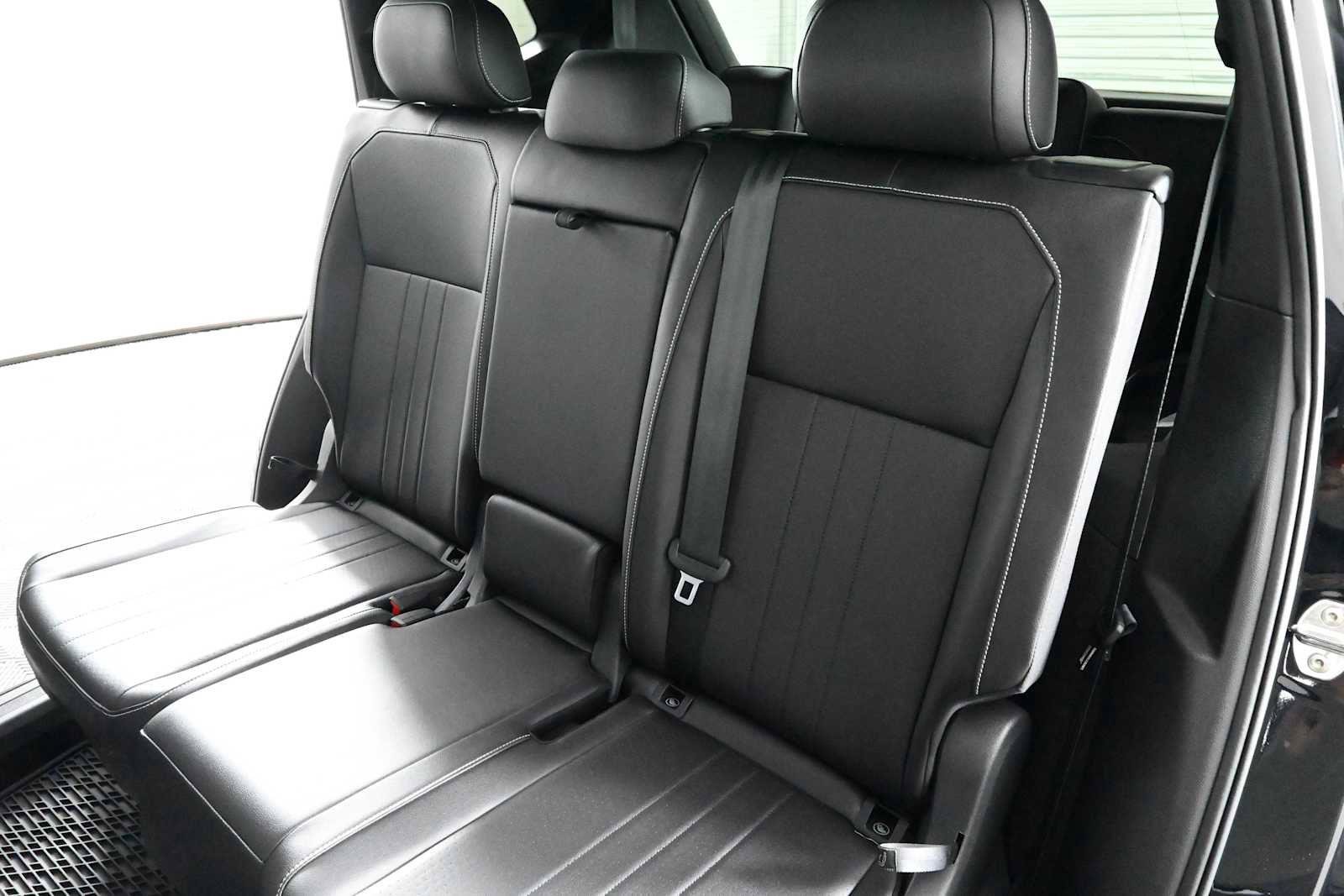 Certified 2023 Volkswagen Tiguan SE R-Line FWD image 13