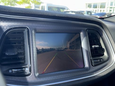 Used 2015 Dodge Challenger R/T Plus image 22