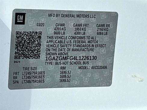 Used 2020 Chevrolet Express 3500 LT w/ LT Preferred Equipment Group RWD image 30