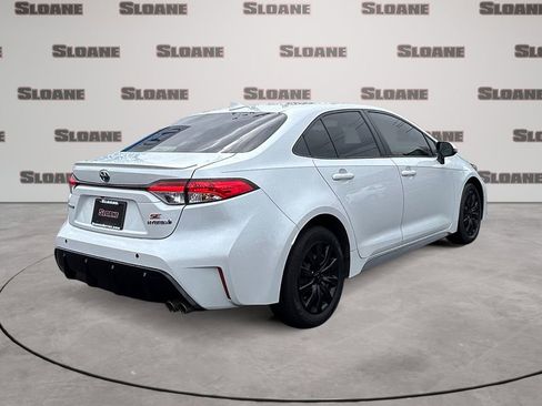 Used 2024 Toyota Corolla SE FWD image 5