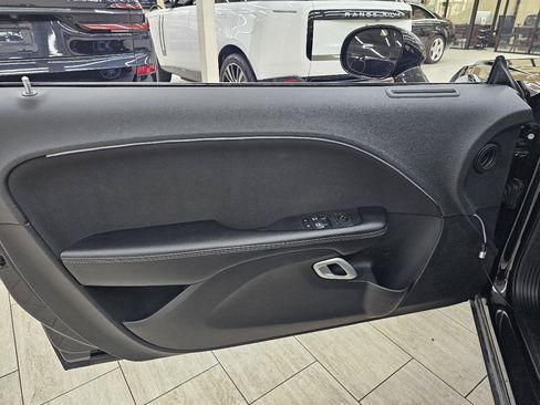 Used 2021 Dodge Challenger SXT RWD image 36