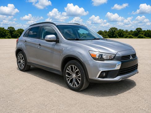 Used 2017 Mitsubishi Outlander Sport SEL FWD image 5