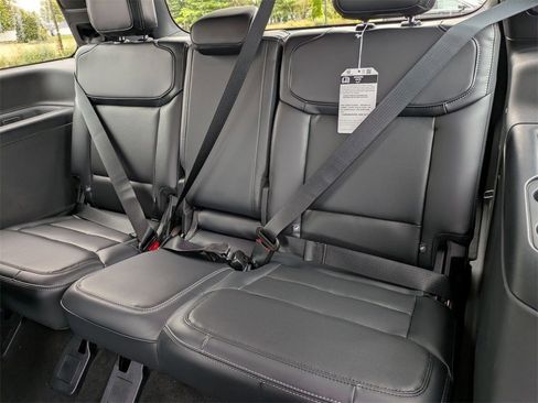 New 2025 Ford Expedition Platinum image 46