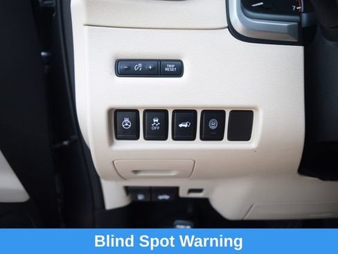 Used 2024 Nissan Murano SL AWD/4WD image 7