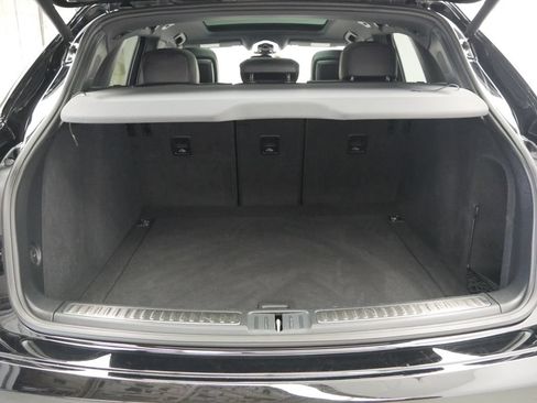 Certified 2023 Porsche Macan Turbo AWD/4WD image 20