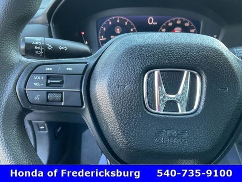 Used 2024 Honda Accord LX image 29