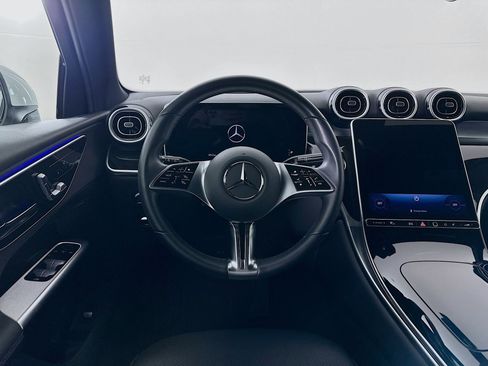 Certified 2025 Mercedes-Benz GLC 300 image 23