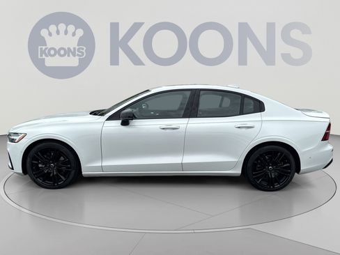 Used 2024 Volvo S60 B5 Plus w/ Climate Package AWD/4WD image 2