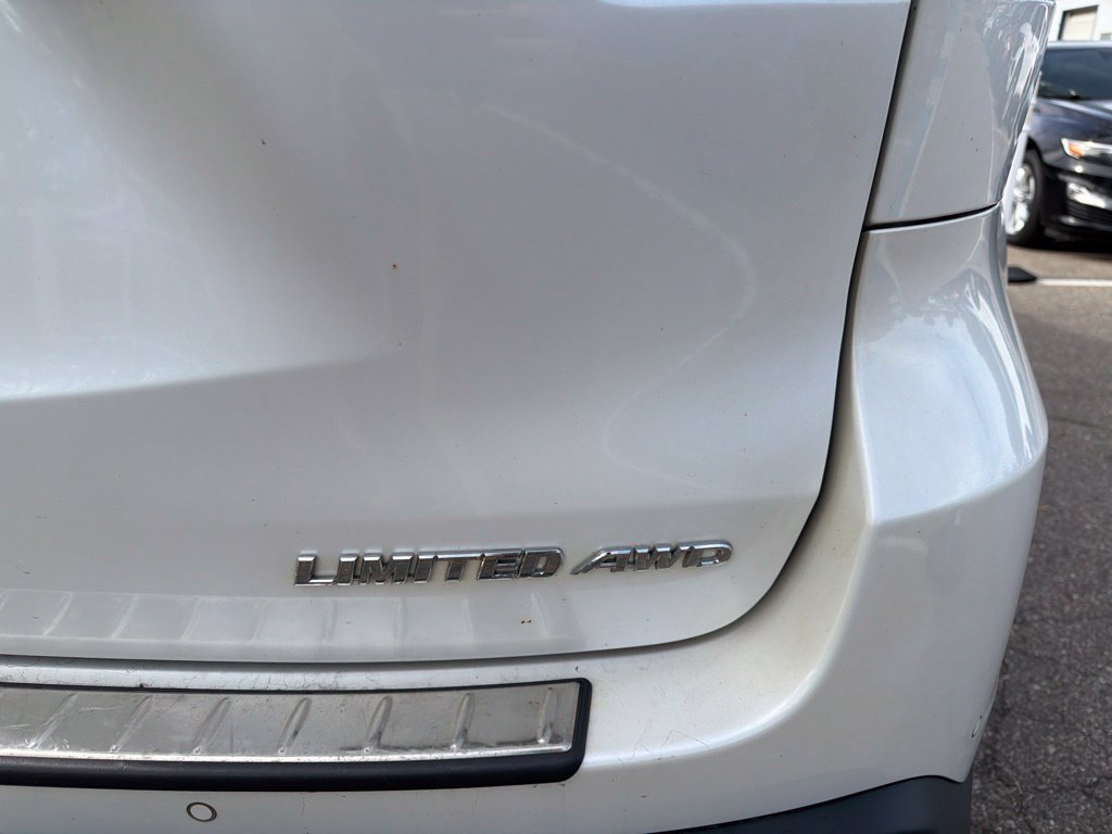 Used 2017 Toyota Highlander Limited AWD/4WD image 7