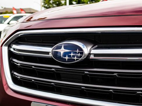 Used 2018 Subaru Outback 2.5i Limited AWD/4WD image 5
