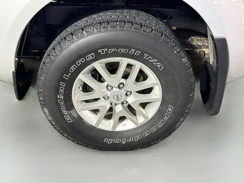 Used 2015 Nissan Frontier SV w/ SV Value Truck Package image 29