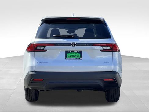 New 2026 Toyota Grand Highlander XLE image 4