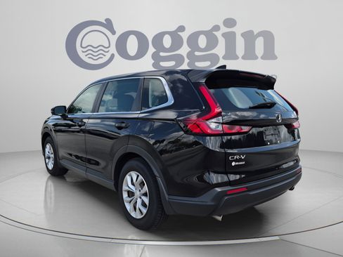 Used 2023 Honda CR-V LX image 4