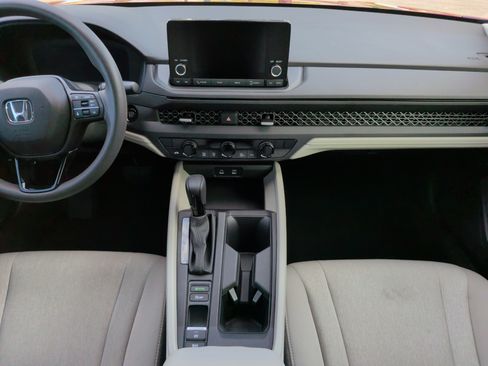 Used 2024 Honda Accord EX image 31