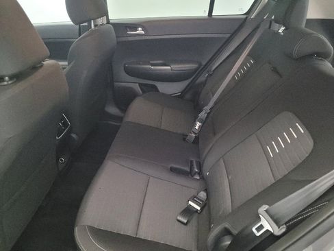 Used 2018 Kia Sportage LX image 18