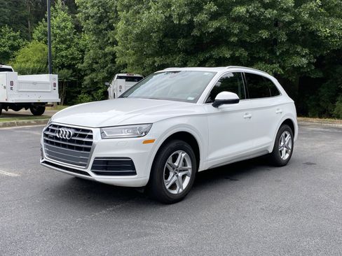 Used 2019 Audi Q5 2.0T Premium AWD/4WD image 5