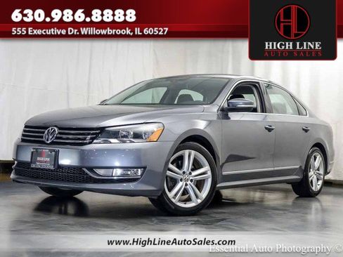 Used 2015 Volkswagen Passat 1.8T SE FWD image 1