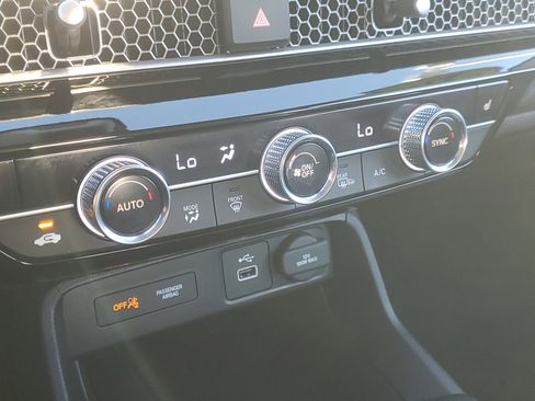 Used 2022 Honda Civic EX image 29