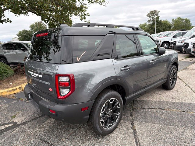New 2026 Ford Bronco Sport Outer Banks w/ Outer Banks Tech Package+ AWD/4WD image 3