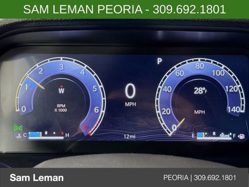 New 2025 Jeep Grand Cherokee Laredo image 12