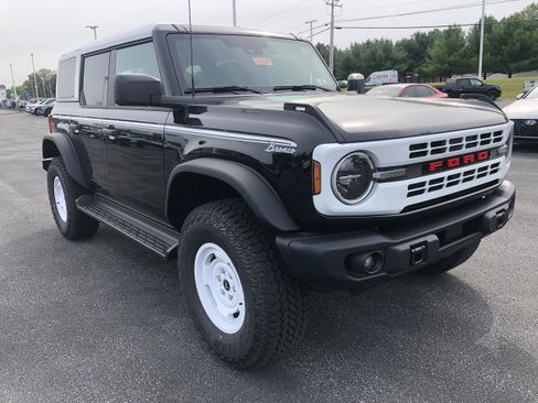 New 2025 Ford Bronco Heritage Edition image 7