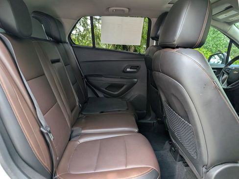 Used 2016 Chevrolet Trax LTZ FWD image 15