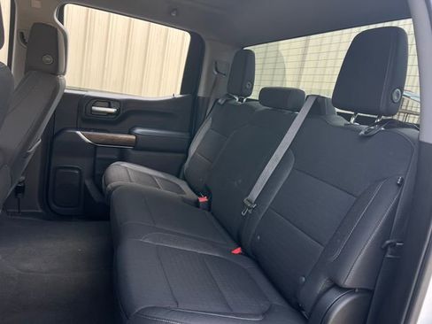 Used 2021 GMC Sierra 1500 SLE image 19