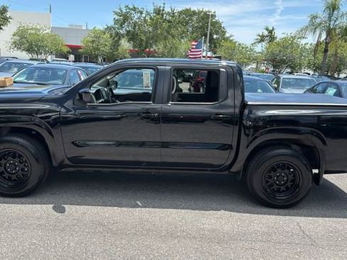 Used 2024 Nissan Frontier SV w/ SV Convenience Package RWD image 4