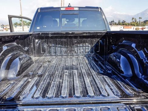 Certified 2025 RAM 1500 Big Horn image 26