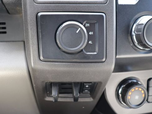 Used 2022 Ford F250 XL w/ Power Equipment Group AWD/4WD image 15