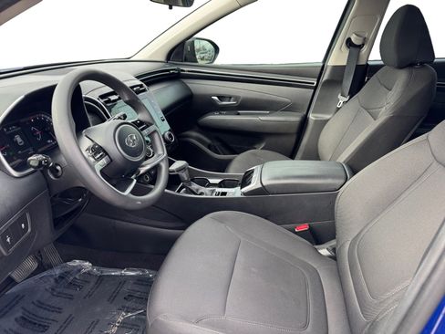 Used 2023 Hyundai Tucson SE image 9