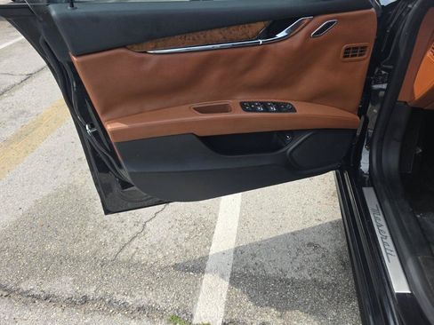 Used 2015 Maserati Quattroporte S Q4 AWD/4WD image 9
