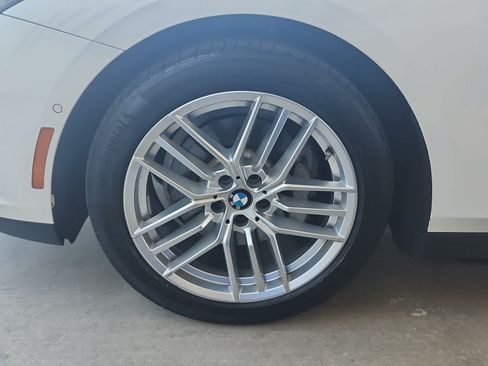 Used 2024 BMW 530i w/ Premium Package RWD image 7