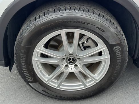 Used 2023 Mercedes-Benz GLC 300 image 15
