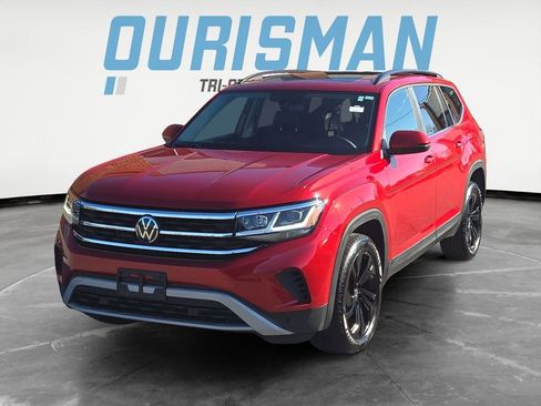 Used 2023 Volkswagen Atlas SE w/ Panoramic Sunroof Package AWD/4WD image 2