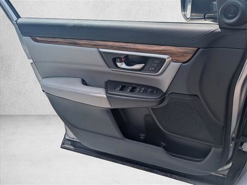 Used 2020 Honda CR-V Touring image 9
