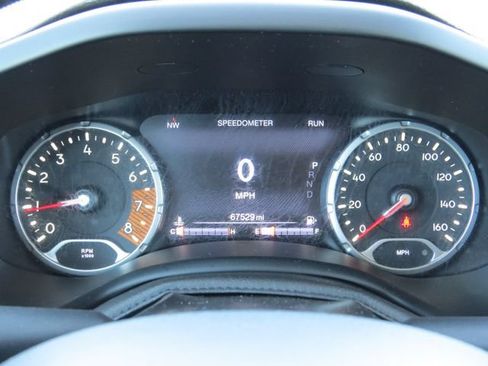 Certified 2021 Jeep Renegade Limited w/ Luxury Group II AWD/4WD image 19