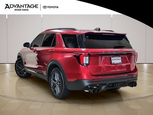 Used 2025 Ford Explorer ST w/ Sun And Sound Package AWD/4WD image 4