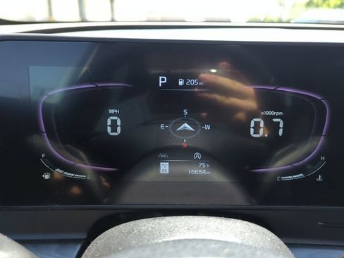 Used 2023 Kia Sportage X-Line w/ X-Line Premium Package AWD/4WD image 7