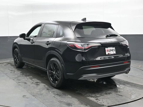 New 2026 Honda HR-V Sport image 8