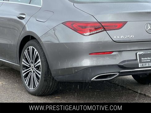 Used 2023 Mercedes-Benz CLA 250 4MATIC image 4