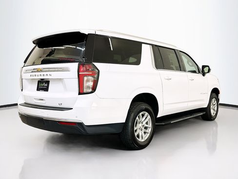 Used 2024 Chevrolet Suburban LT AWD/4WD image 9