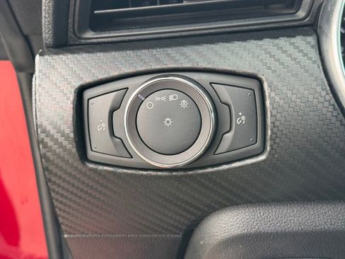 Certified 2019 Ford Mustang Coupe image 24